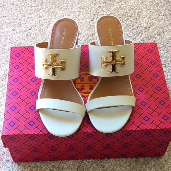 Tory Burch Ivory/Cream and Gold Everly Wedge Sandals - Picture 1 of 6